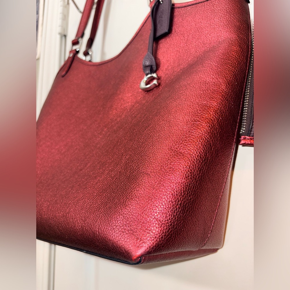 ✨ Coach Metallic Raspberry Day Tote & Matching Pouch Set ✨ C0869 - Picture 12 of 14